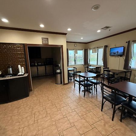 Inn Of Navasota Hotel Екстер'єр фото